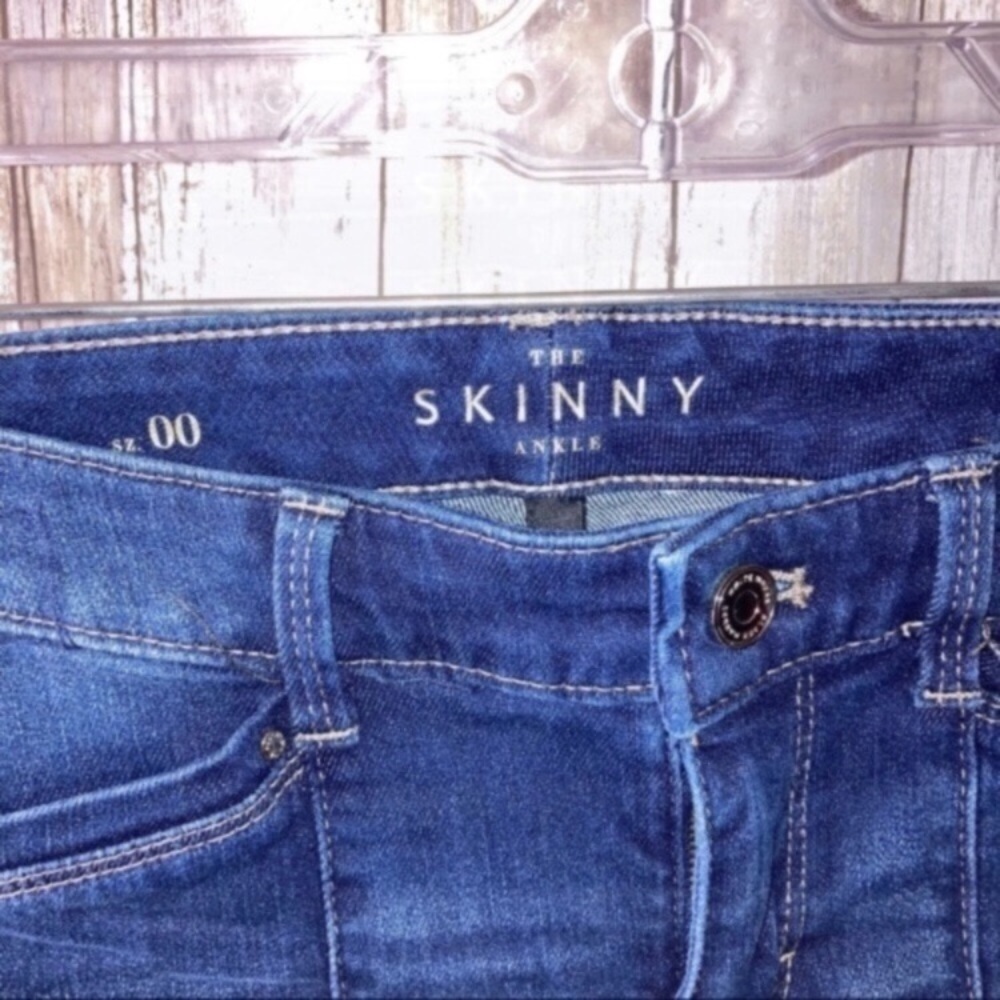 White House Black Market The Skinny Ankle Jeans - Picture 5 of 6